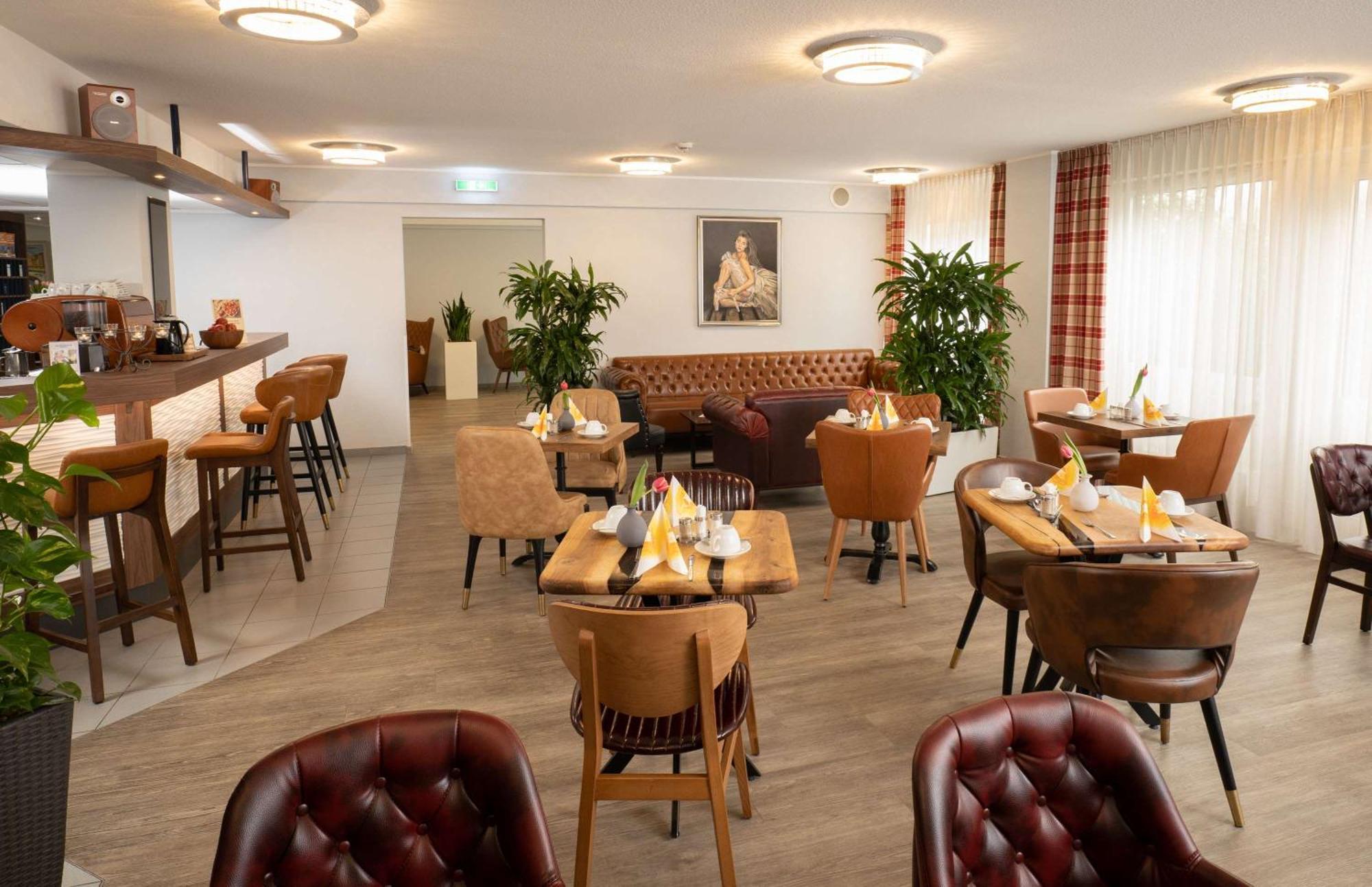 Best Western Comfort Business Hotel Duesseldorf-Нойс Екстериор снимка