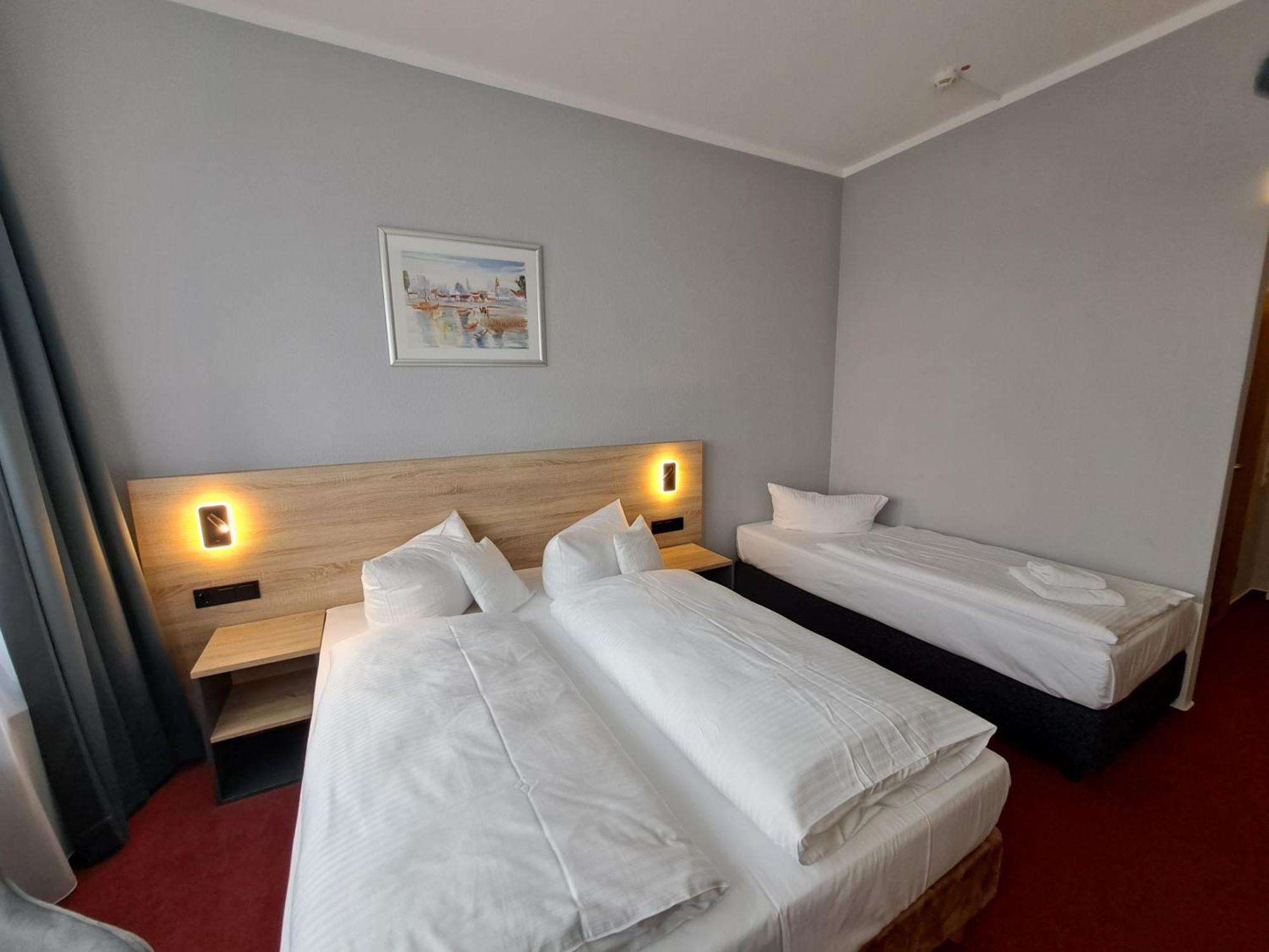 Best Western Comfort Business Hotel Duesseldorf-Нойс Екстериор снимка