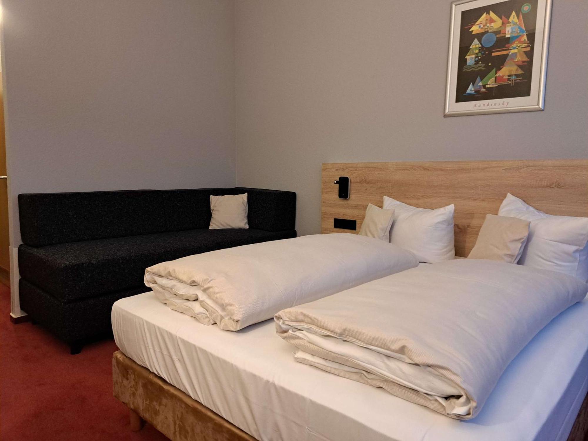 Best Western Comfort Business Hotel Duesseldorf-Нойс Екстериор снимка
